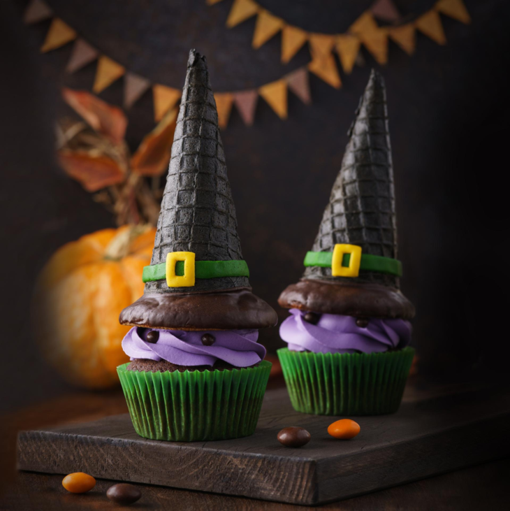 Cupcakes chapeaux de sorcières d'Halloween au chocolat