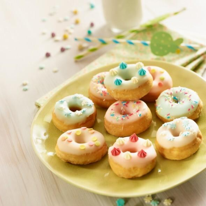Donuts multicolores maison