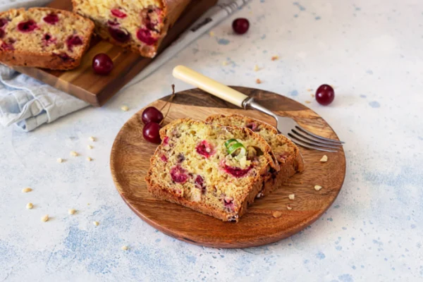 Cake aux cerises confites