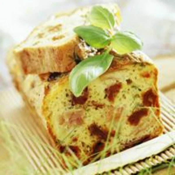 Cake aux tomates confites et Mozzarella