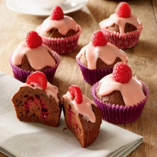 Cupcakes au chocolat et aux framboises