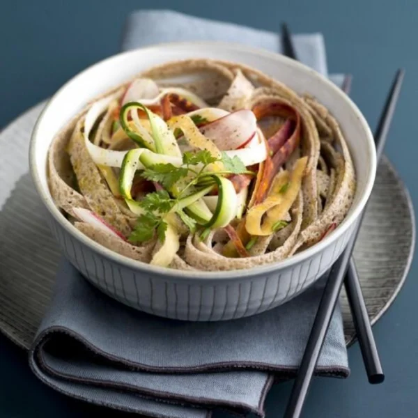 Galettes façon soba et tagliatelles de légumes racines