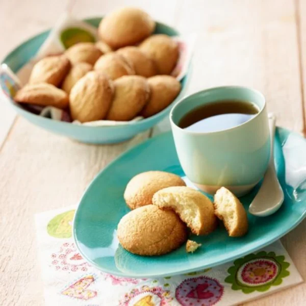 Macarons du Poitou aux amandes et au miel