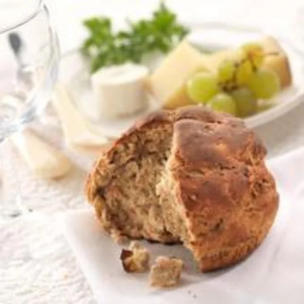 Petit pain de campagne noix-jambon