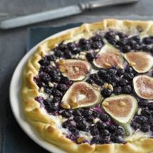 Pizza sucrée aux myrtilles
