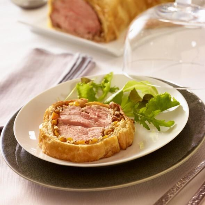 Rôti de veau aux fruits secs en croûte