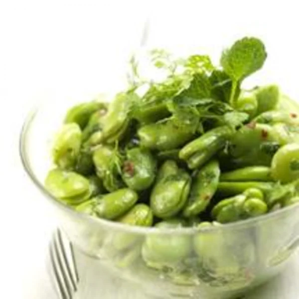 Salade de fèves fraîches aux herbes