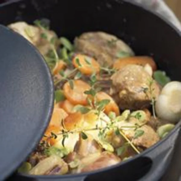 Sauté d’agneau aux épices et aux légumes