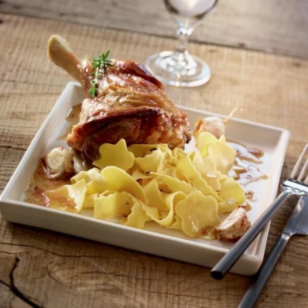 Souris d’agneau confites et petites pâtes fraîches maison