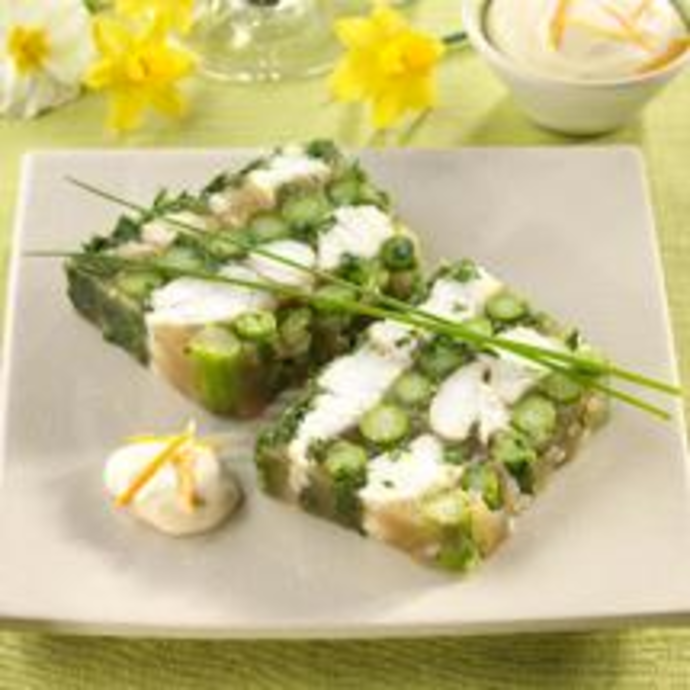 Terrine de lotte aux asperges vertes et aux agrumes