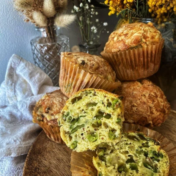 Muffins au poulet et petit pois